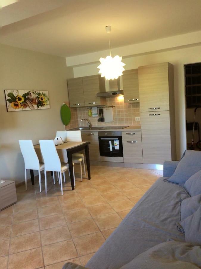 Appartamento Vista Lago Дженцано ди Рома Екстериор снимка