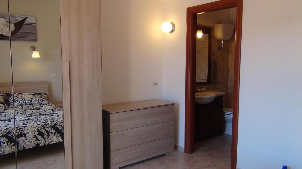 Appartamento Vista Lago Дженцано ди Рома Екстериор снимка