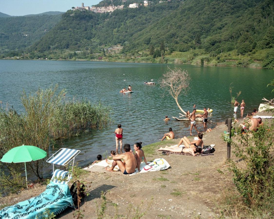 Appartamento Vista Lago Дженцано ди Рома Екстериор снимка